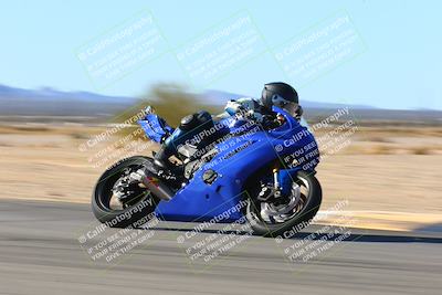 media/Jan-09-2022-SoCal Trackdays (Sun) [[2b1fec8404]]/Turn 8 (1045am)/